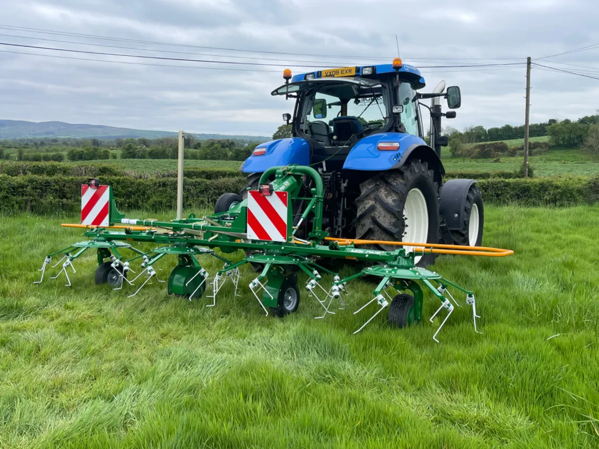 MALONE TEDD-AIR 570 4 ROTOR NEW TEDDER - Image 2