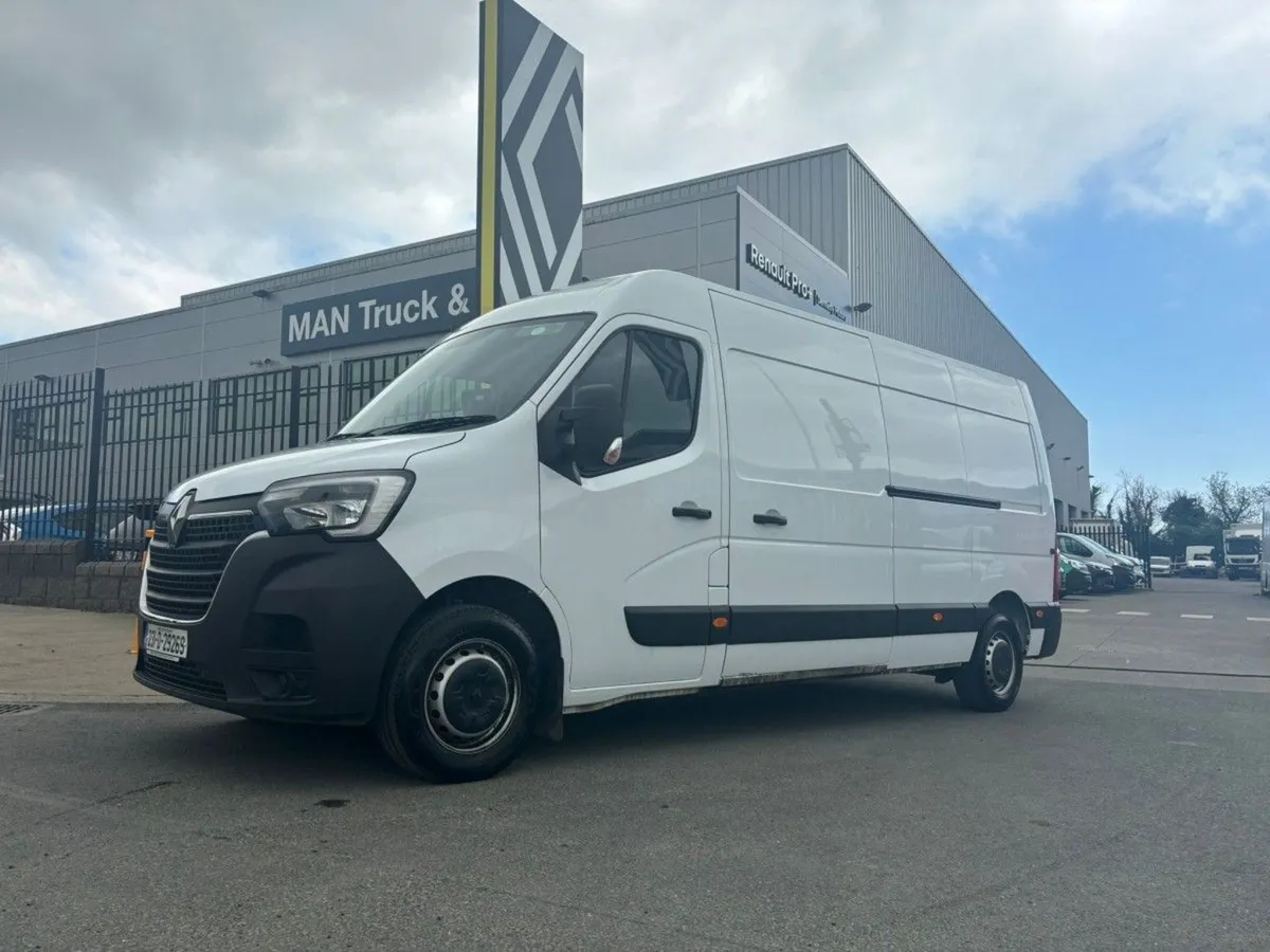 Renault Master FWD Lm35 Blue DCI 135 Business - Image 1