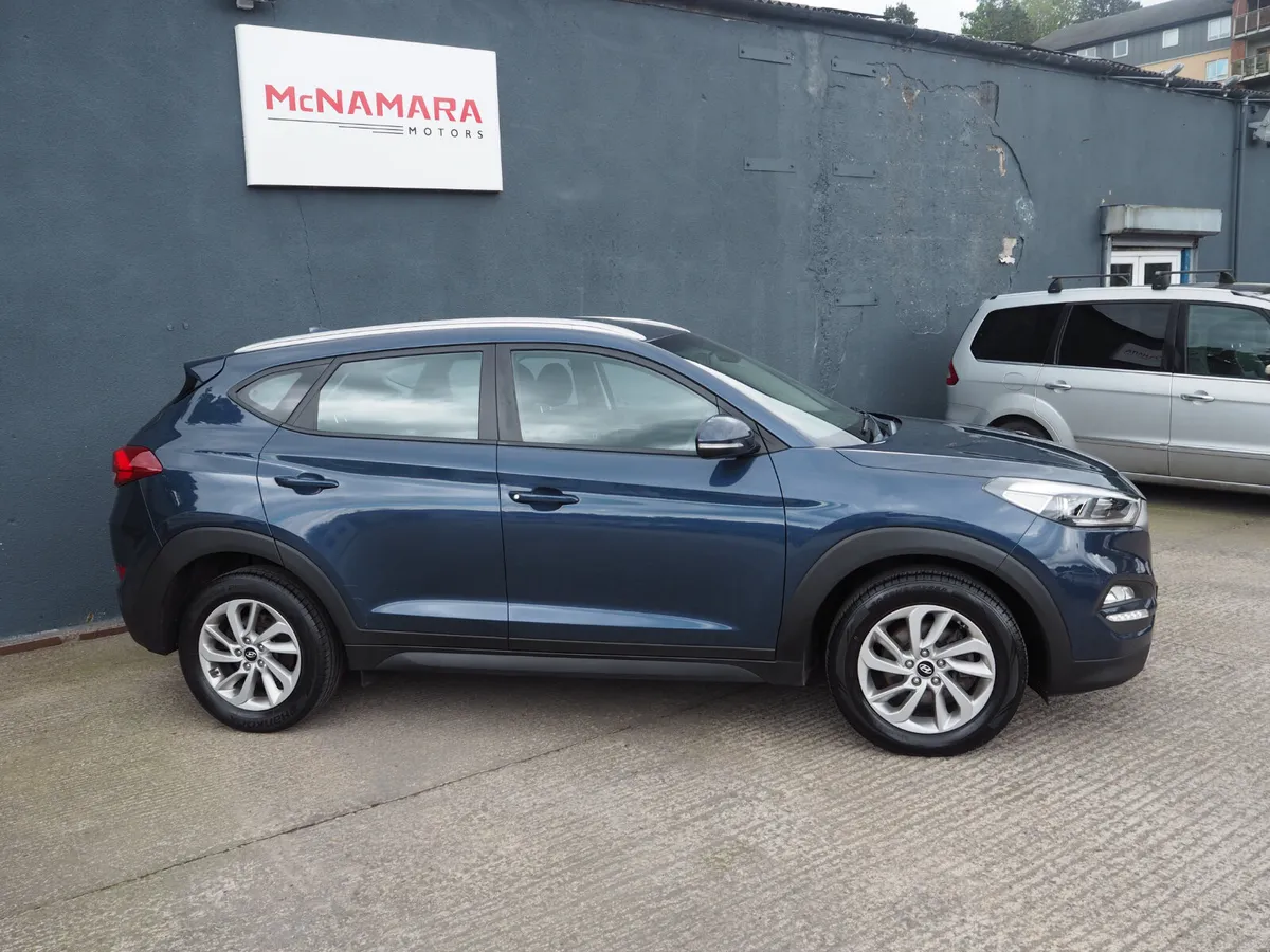 Hyundai Tucson Auto Low Mileage Huge Spec! - Image 2