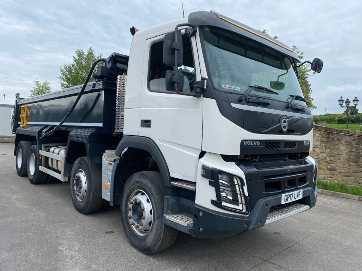 2017 Volvo FMX 420 8x4 Tipper - Image 1