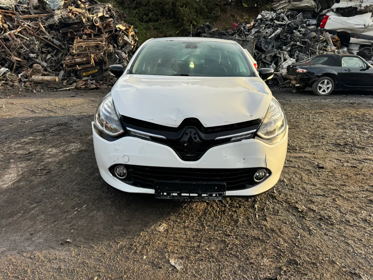 Breaking 2015 RENAULT CLIO 1.2 DYNAMIQUE - Image 2