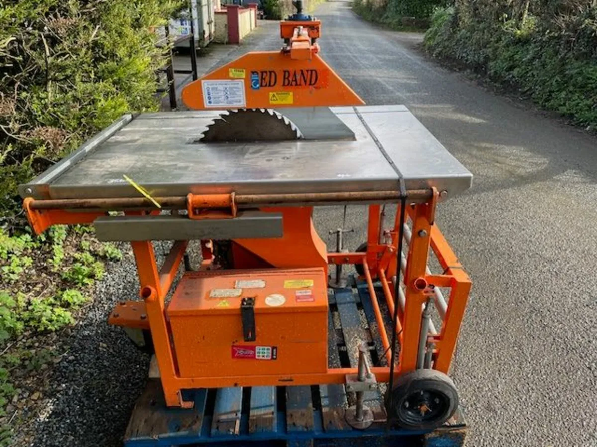 Diesel Table Saw - Image 1