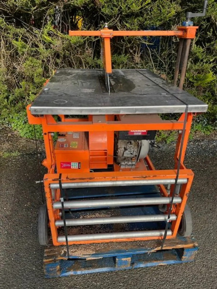 Diesel Table Saw - Image 3