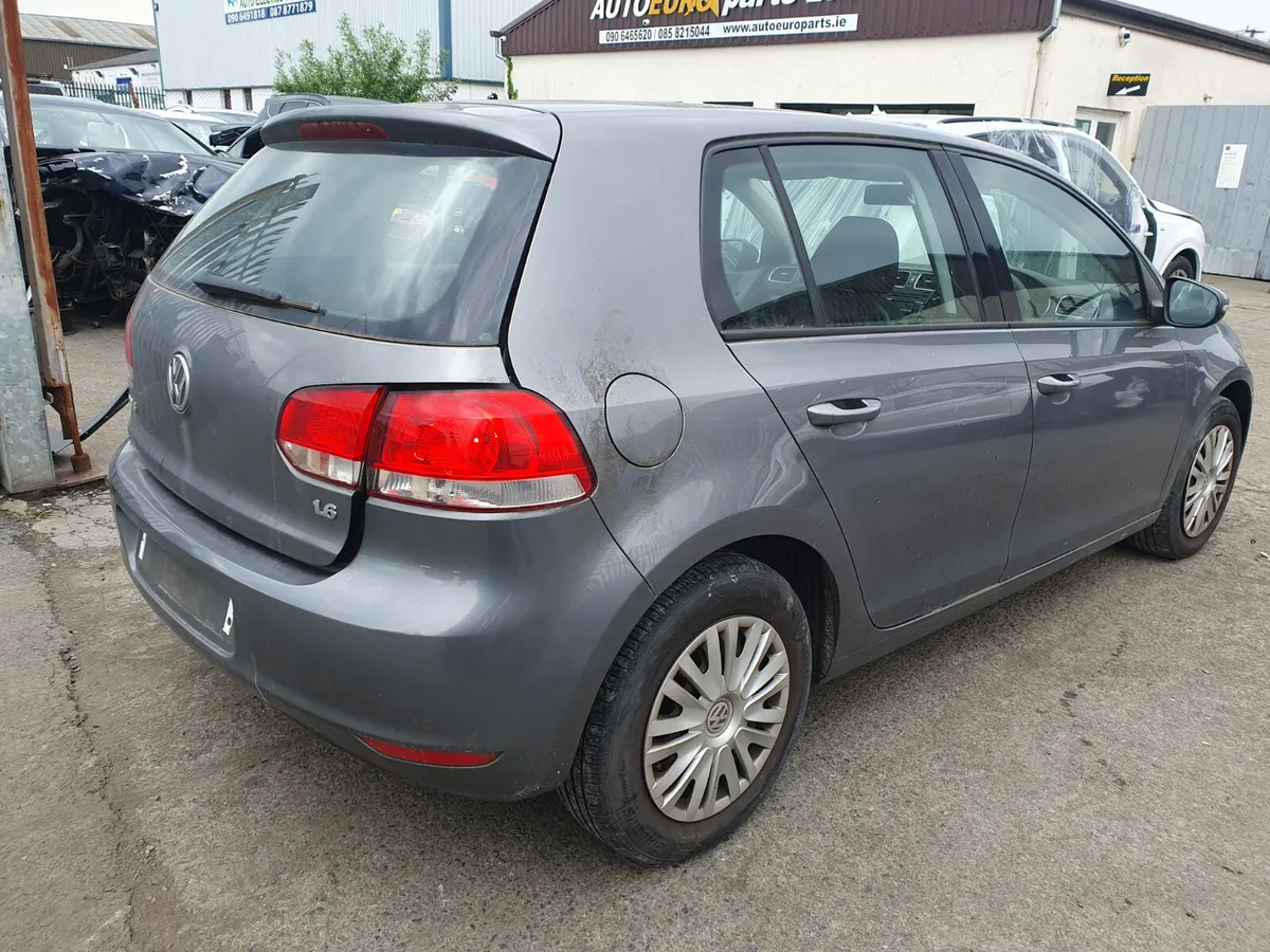 09 VOLKSWAGEN GOLF  1.6 P (BSE) FOR BREAKING - Image 4