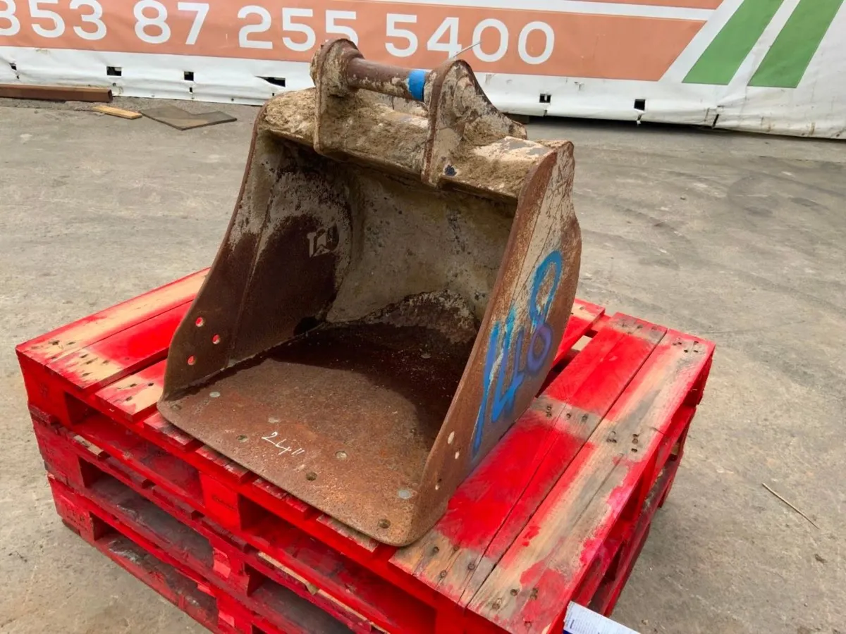 24" DIGGING BUCKET...45mm PINS......148wa. - Image 3