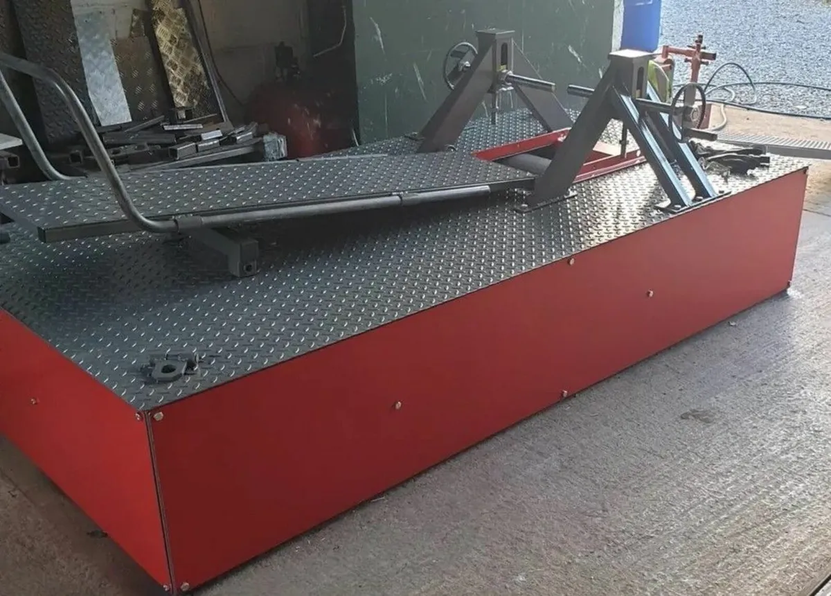 Wheelie trainer rig. Static Machine also available - Image 2