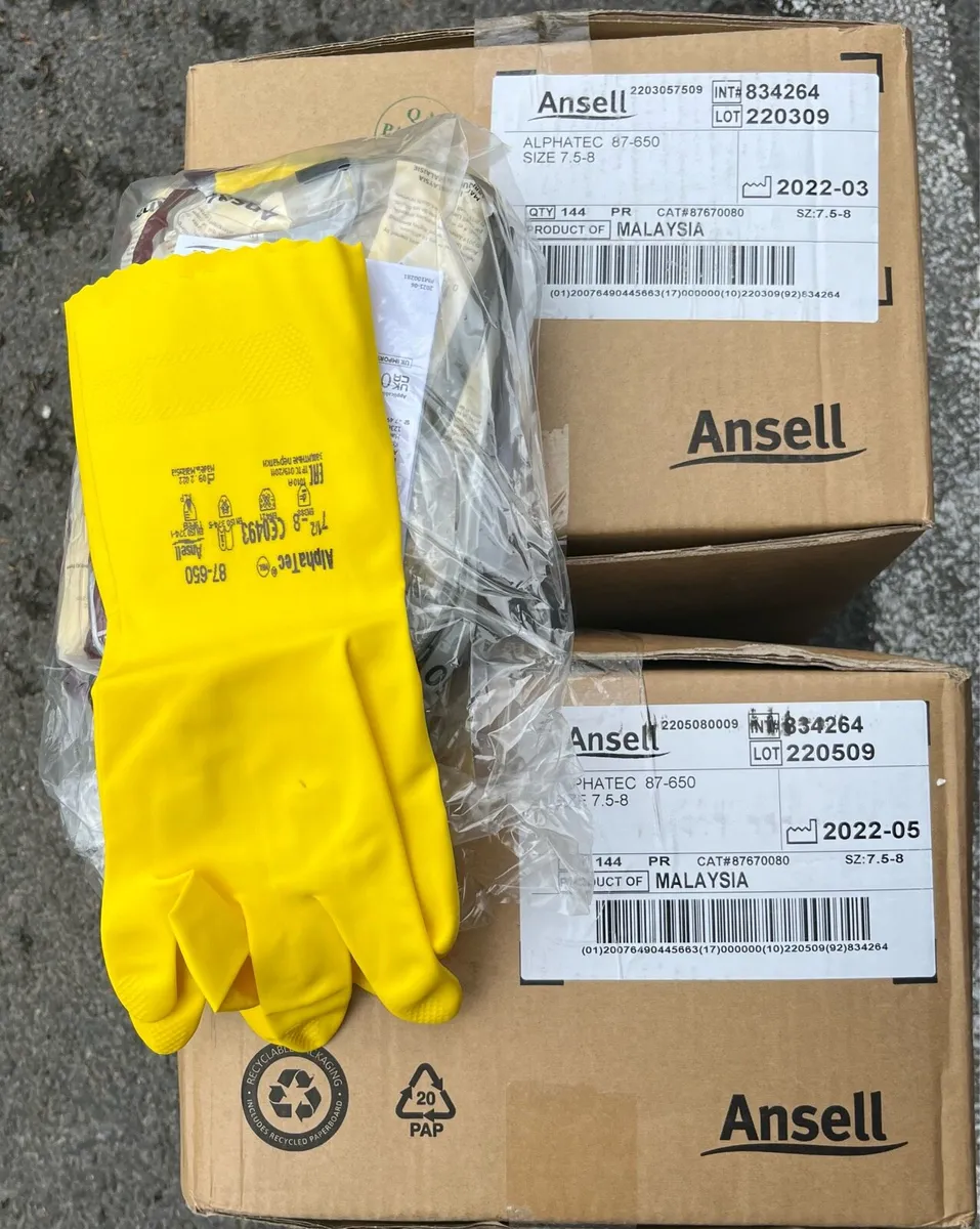 Chemical resistant New Ansell Rubber gloves - Image 1