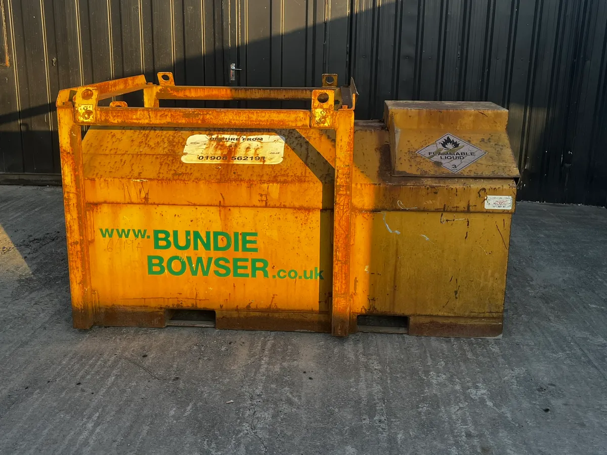 Static Bunded 1000L Fuel Bowser, Manual Pump - Image 1