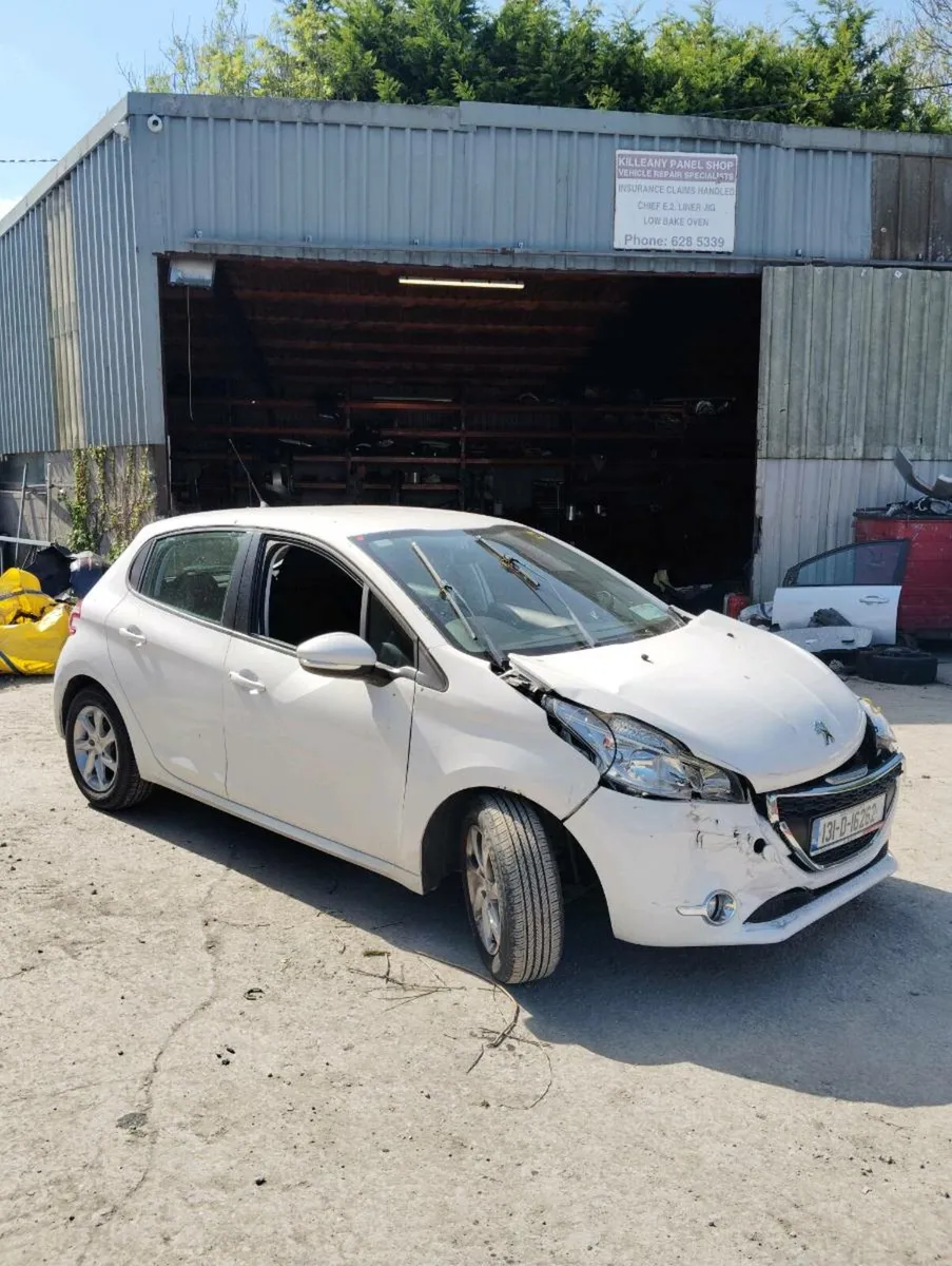 Breaking Peugeot 208 petrol 2013 - Image 2