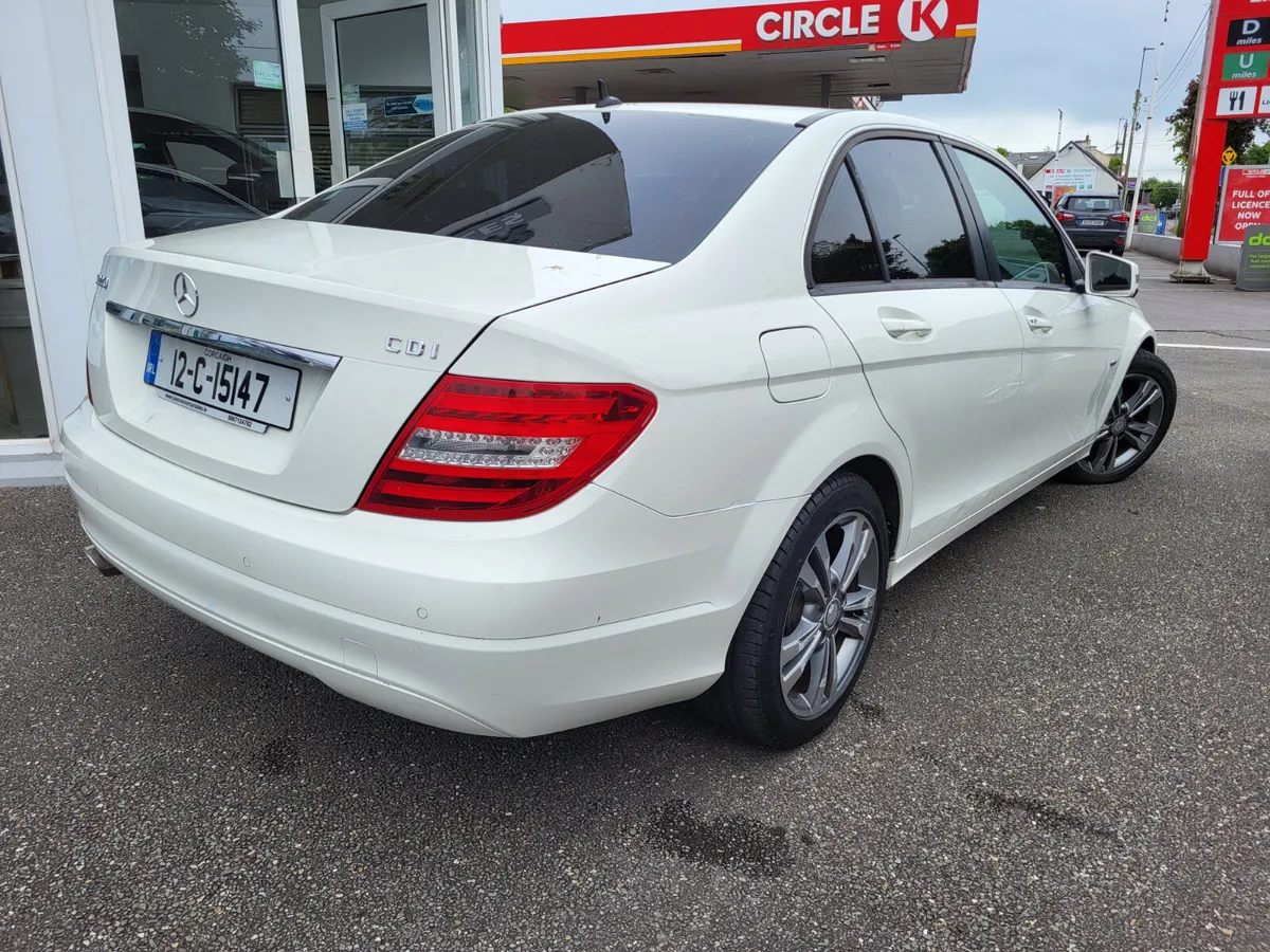 Mercedes-Benz C220 CDI 2012 - Image 4