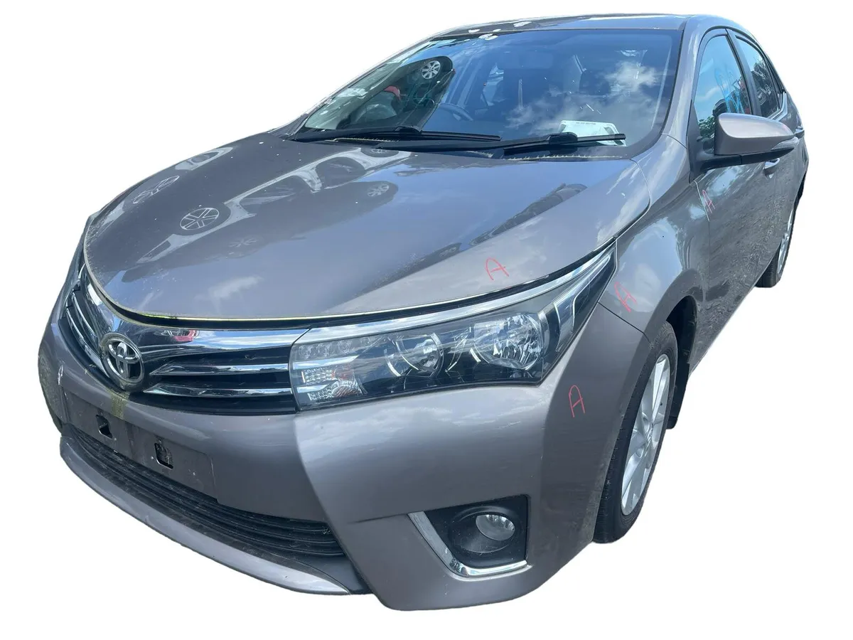 2016 TOYOTA COROLLA For Breaking/Dismantling - Image 1