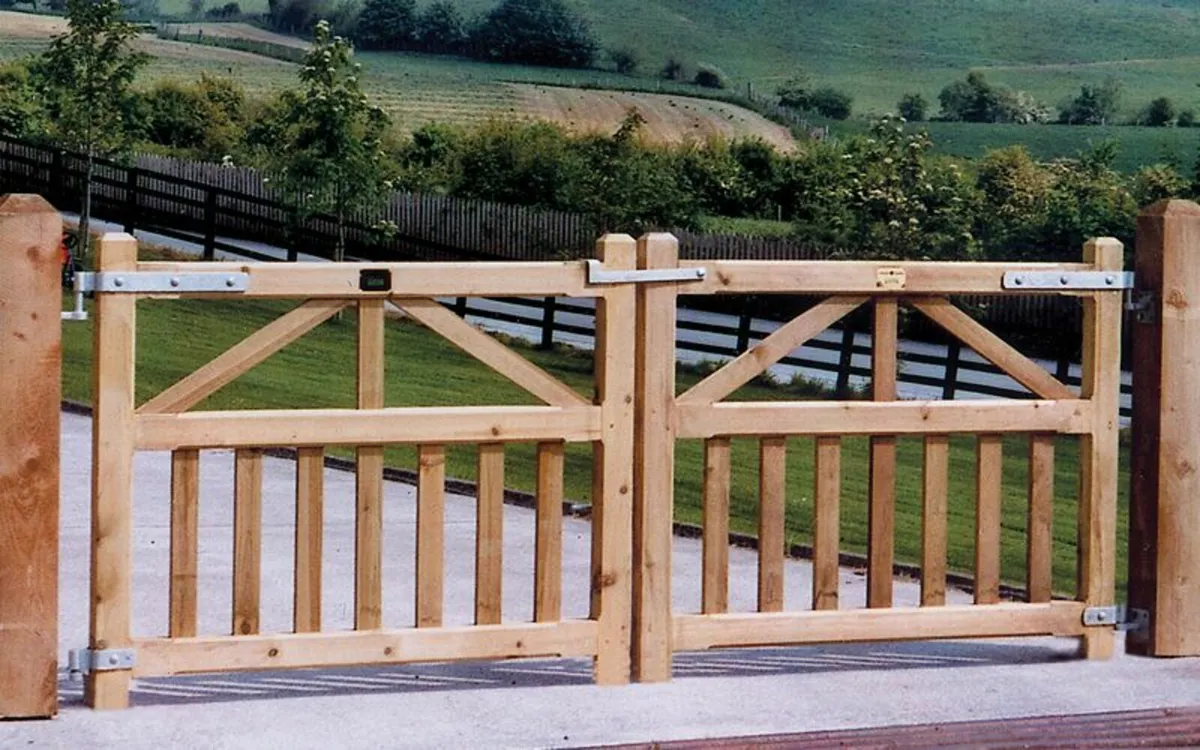 Timber Gates - Image 2