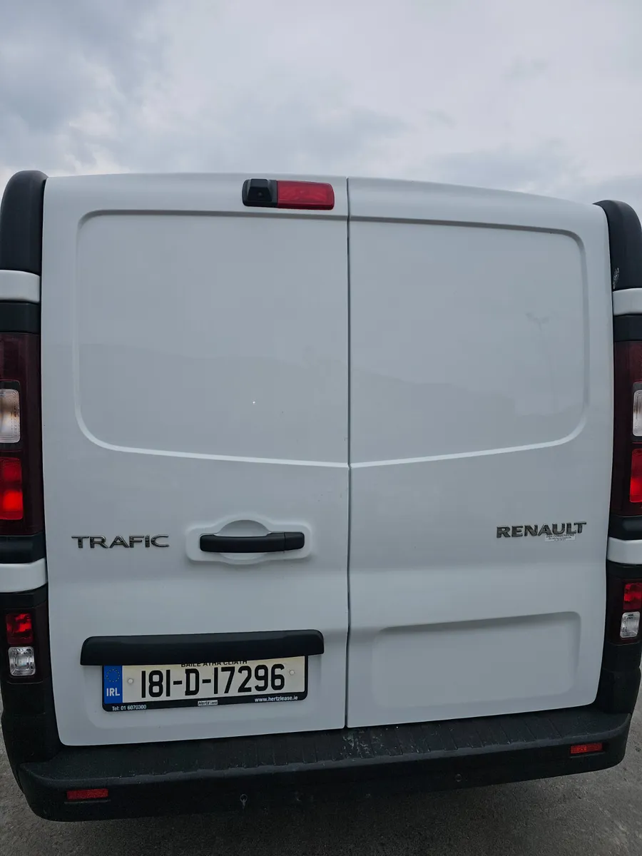 Renault Trafic 2018 - Image 2