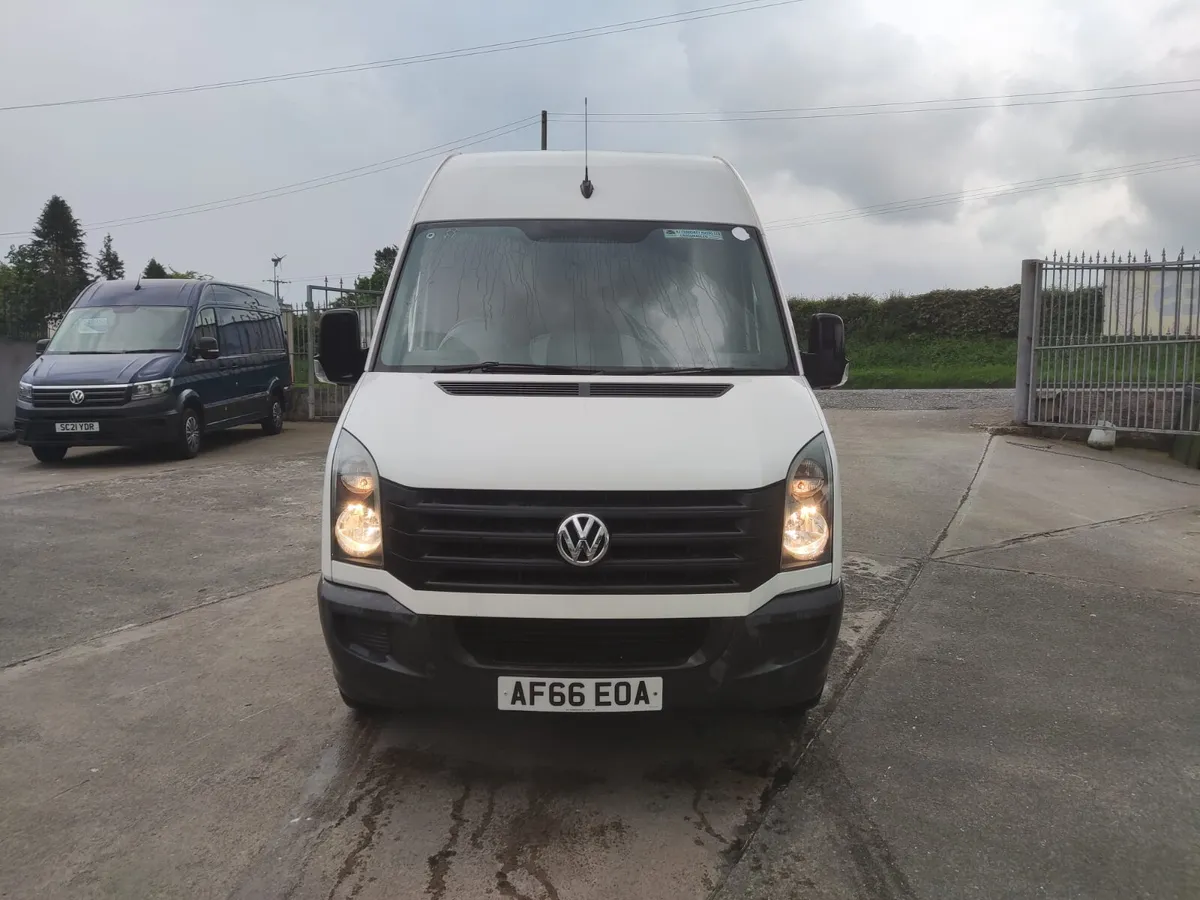 LOOK ONLY 40.000 MILES 16 VW CRAFTER 136 BHP - Image 2