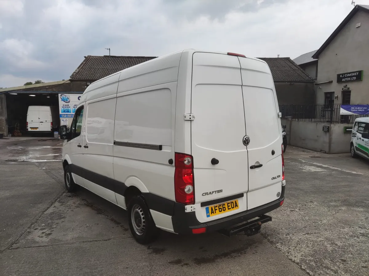 LOOK ONLY 40.000 MILES 16 VW CRAFTER 136 BHP - Image 4