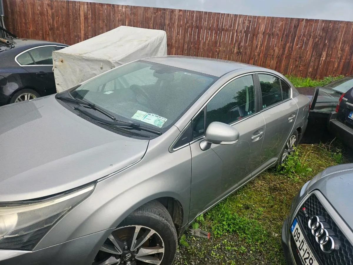 2012 Avensis 1.8 petrol automatic - Image 2