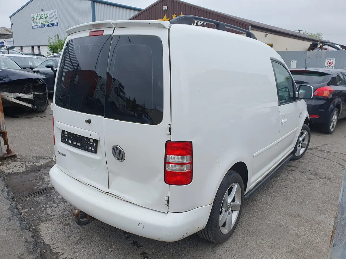 12 VOLKSWAGEN CADDY  1.6 TDI (CAYD) FOR BREAKING - Image 3