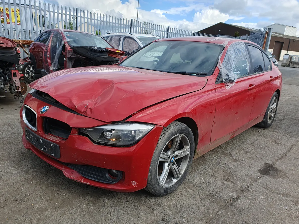 12 BMW 320D 2.0 D (N47D20C) FOR BREAKING - Image 2