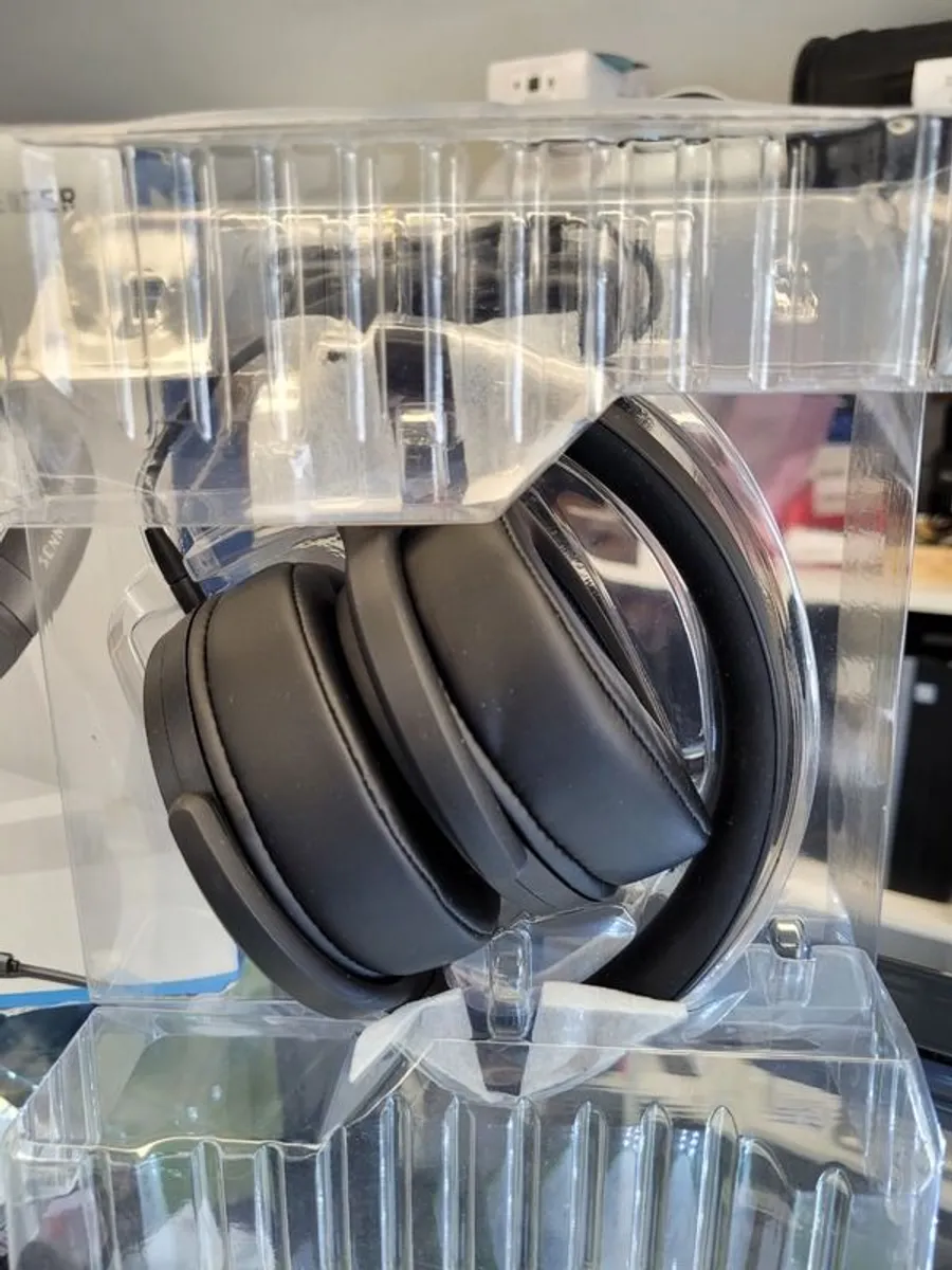 Sennheiser HD 400S OverEar Headphone with Smart Remote, Black for