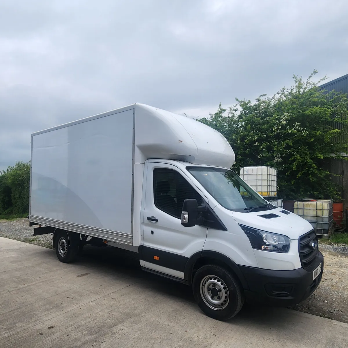 2021 Ford Transit Luton box van - Image 2