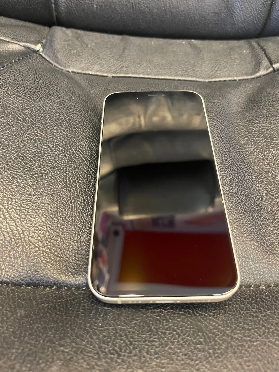 iPhone 12 128GB - Image 3