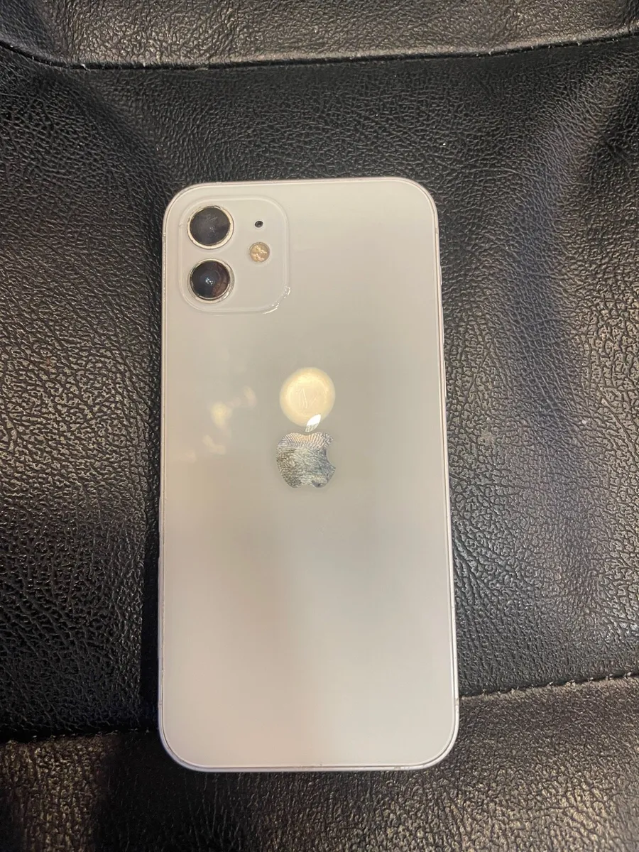 iPhone 12 128GB - Image 4