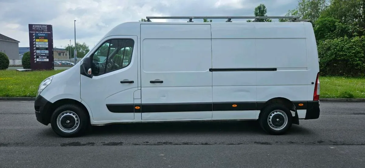 RENAULT MASTER LWB NEW CVRT - Image 3