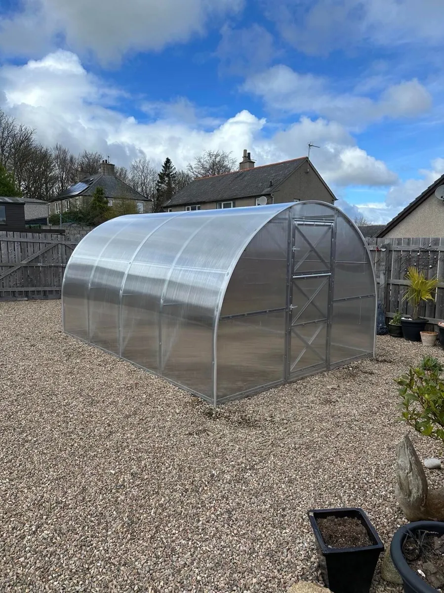 Greenhouse Strong (3m x 4m; 9.8ft x 13ft) - Image 1