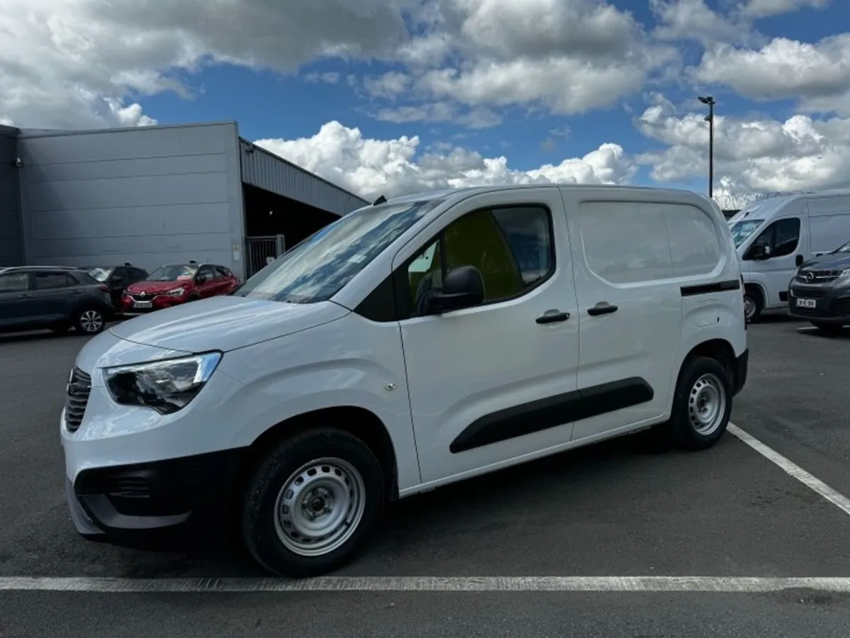 Opel Combo L1h1 Cargo Komfort 1.5d (4.9  Finance - Image 3