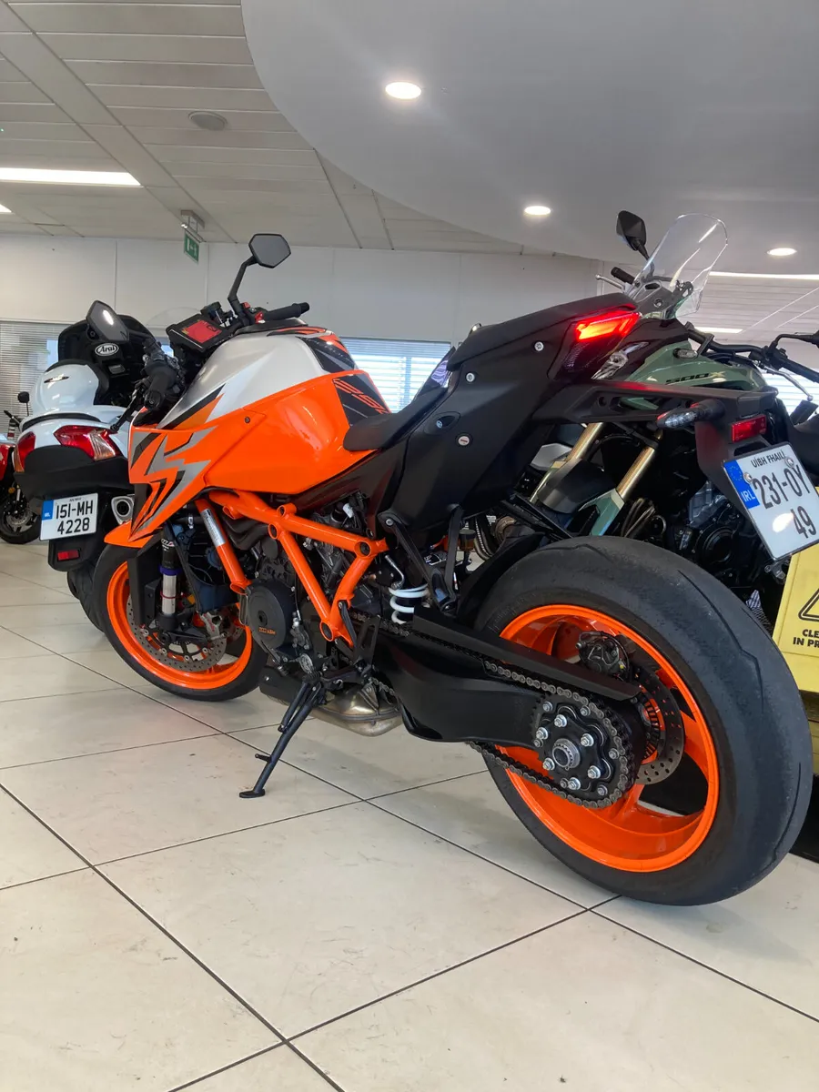 KTM 1290 SuperDuke R Evo - Image 4