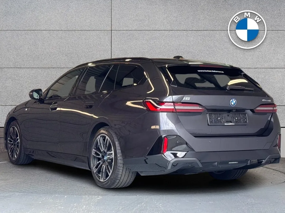 BMW i5 Edrive M Sport Touring - Image 2