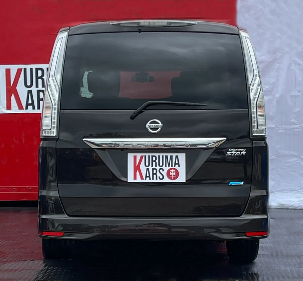 NISSAN SERENA Hybrid - 2015 - 7 seater - 35,000km - Image 4