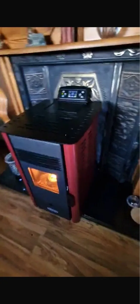 Henley Elm 4kw & 8kw pellet stove - Image 4