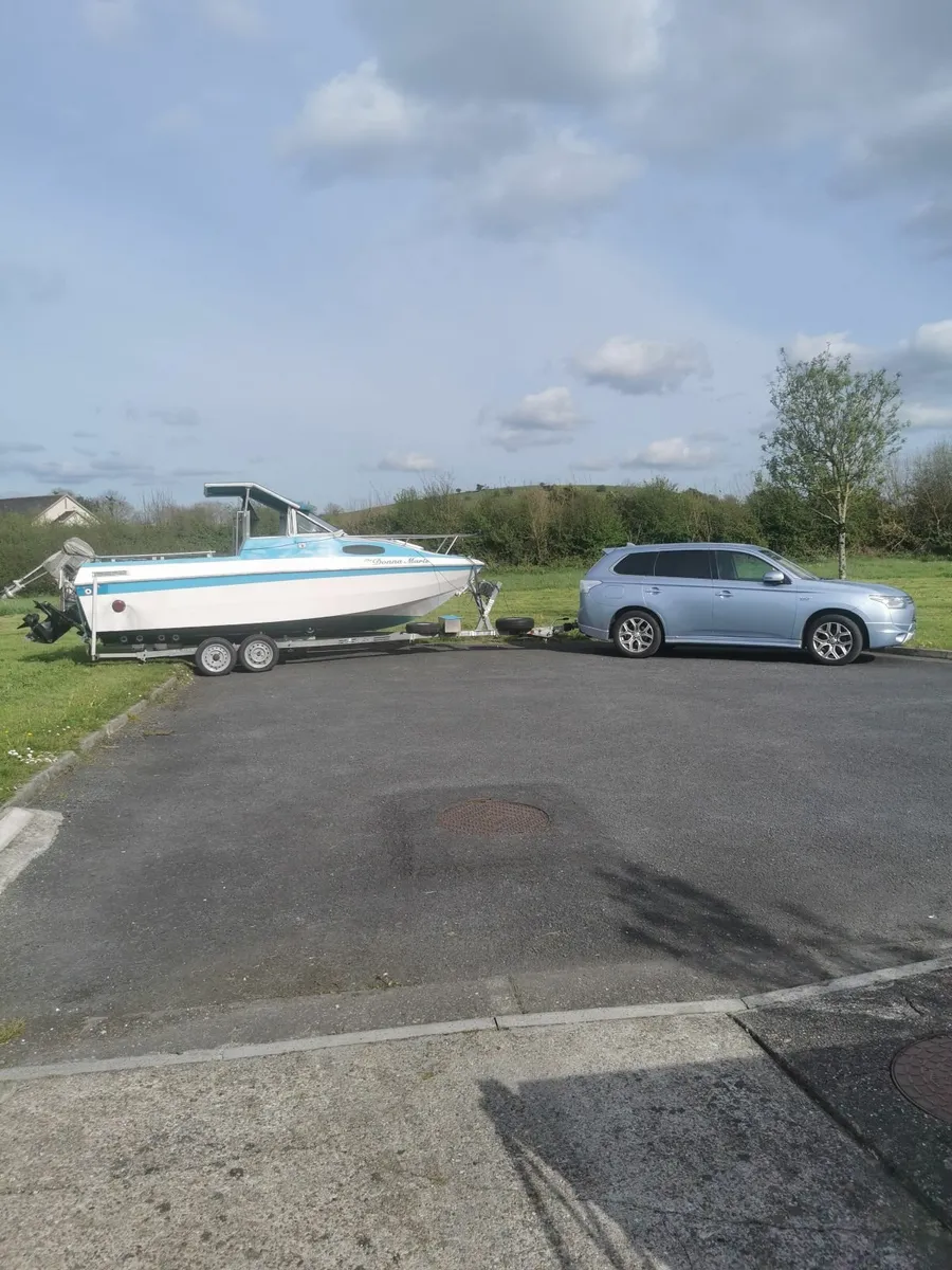 Bayliner 1952 diesel fishing boat 19.5 ft - Image 2