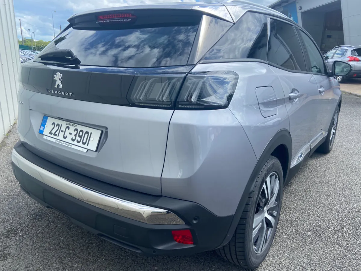 Peugeot 3008 1.5 Allure - Image 2