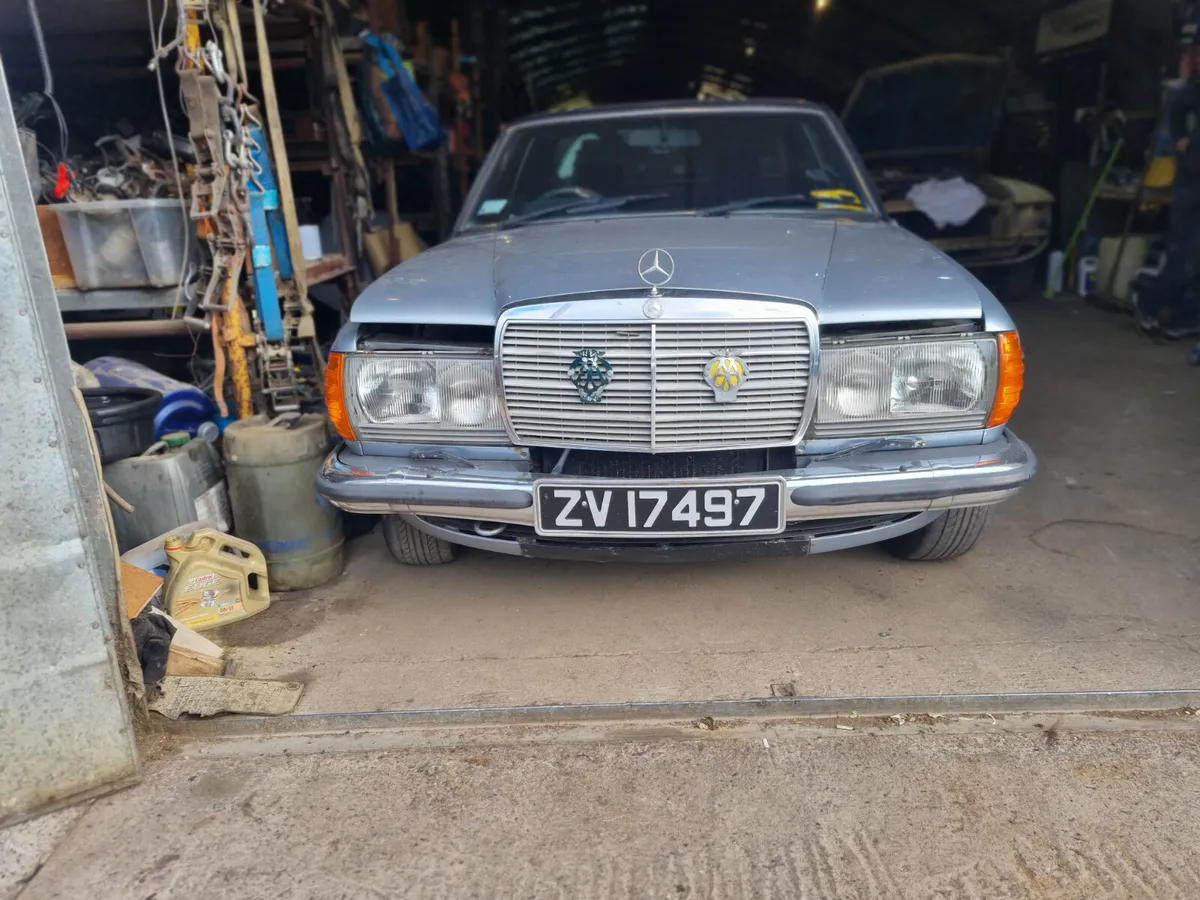 W123 280 ce parts only - Image 1