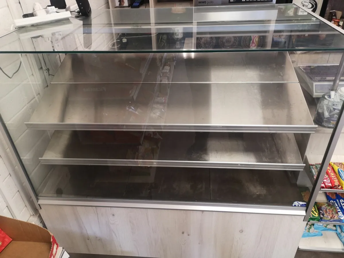 Hot Food Display - Image 3