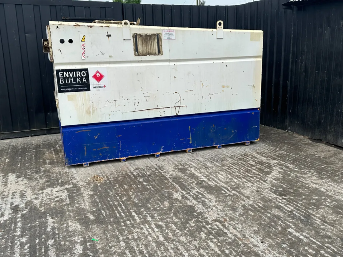 Western 4500L Diesel Bowser - Image 2