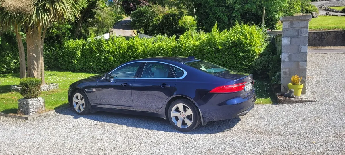 JAGUAR XF PORTFOLIO 2.0D AUTO.NEW SHAPE - Image 1