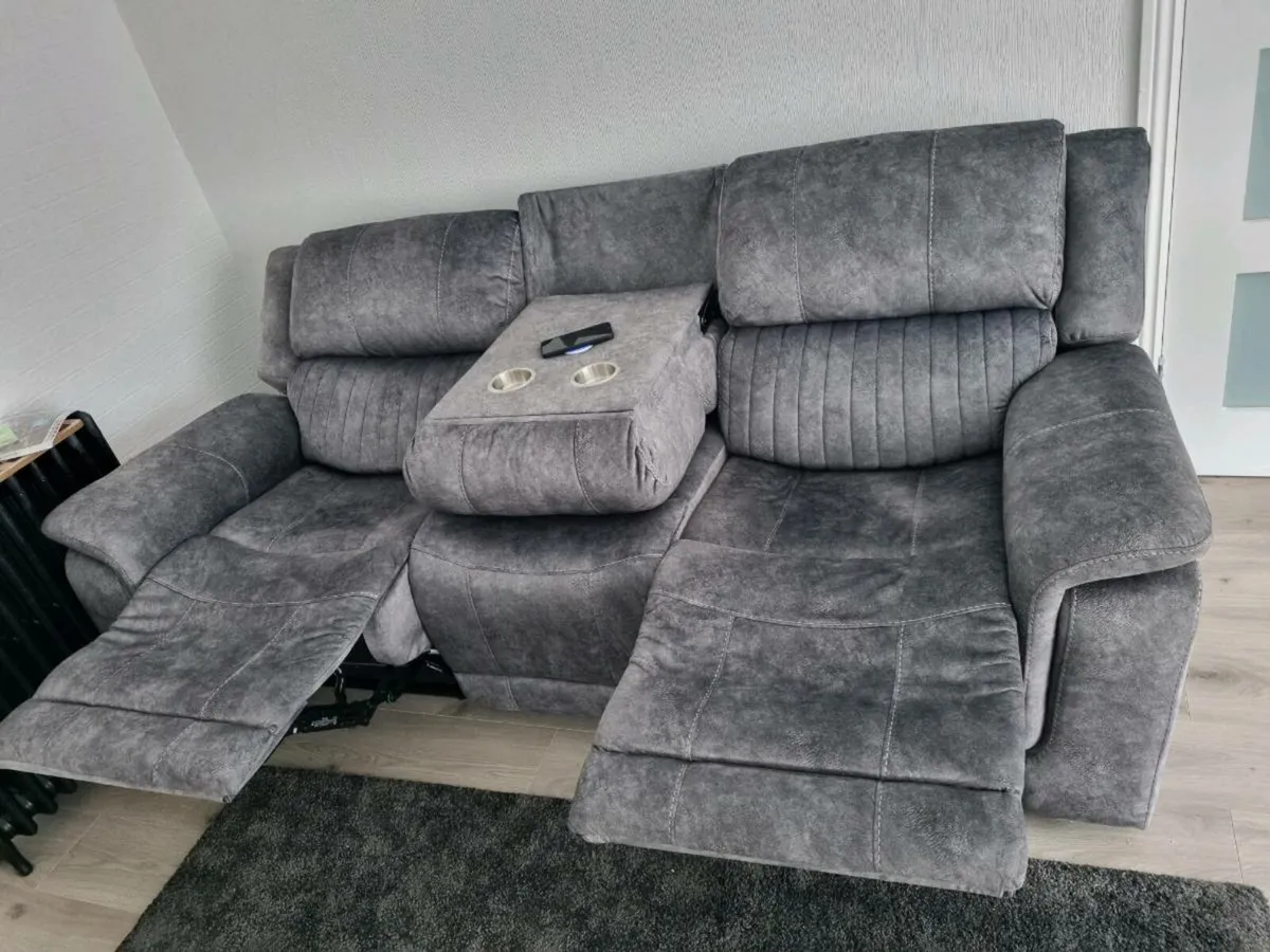 Sofa 3 seater - Image 2