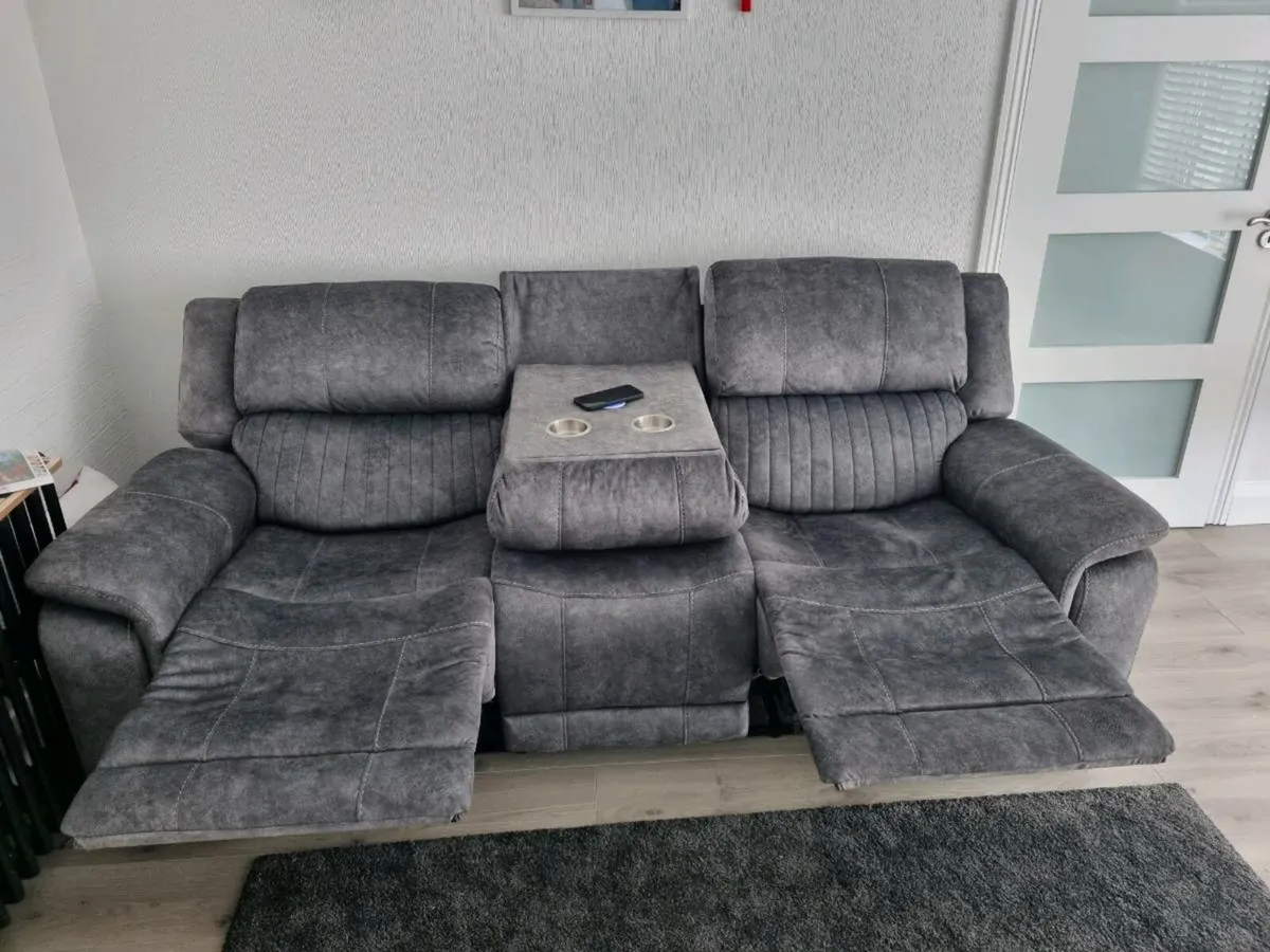 Sofa 3 seater - Image 3