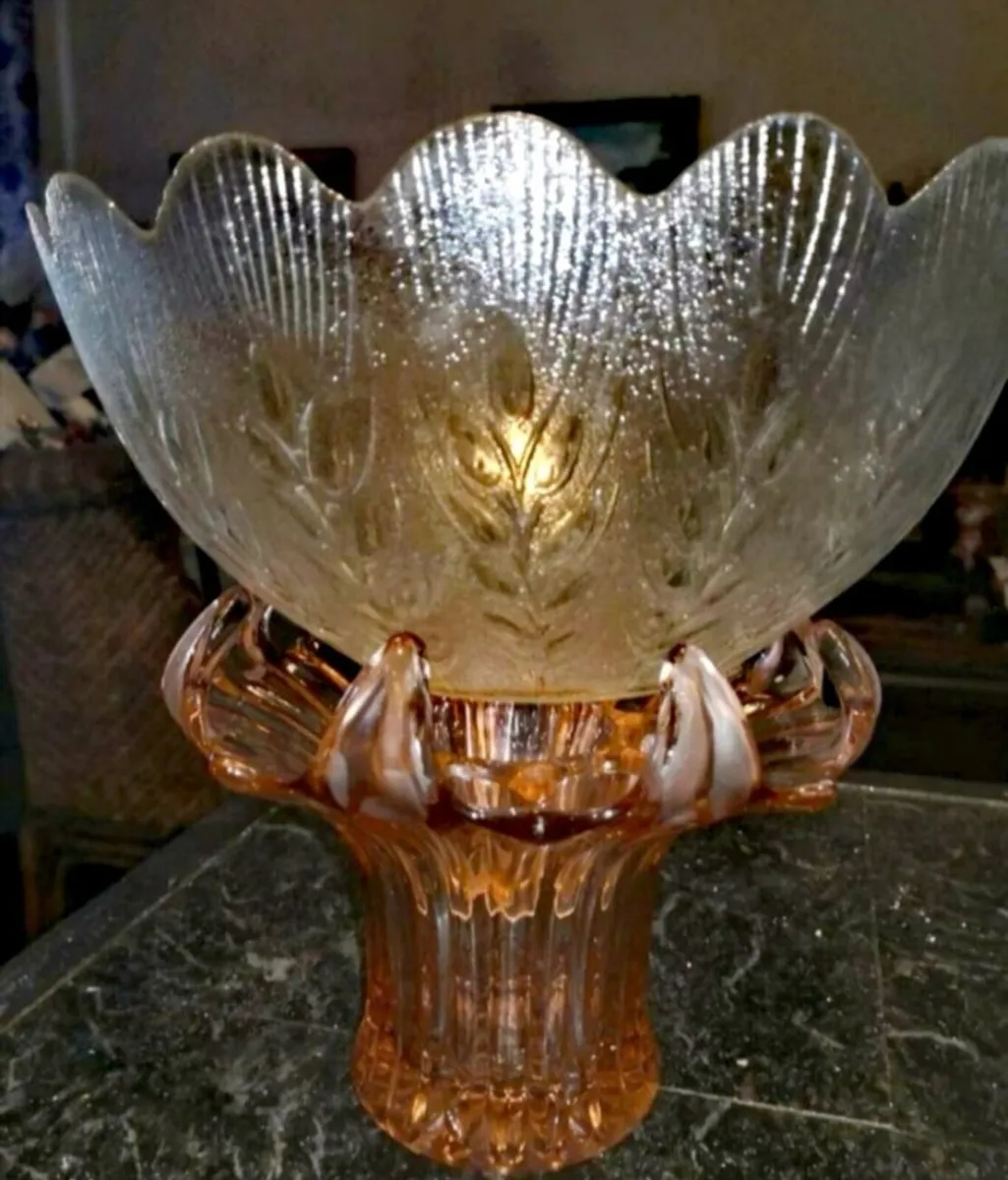 Unique large glass centerpiece - Image 1