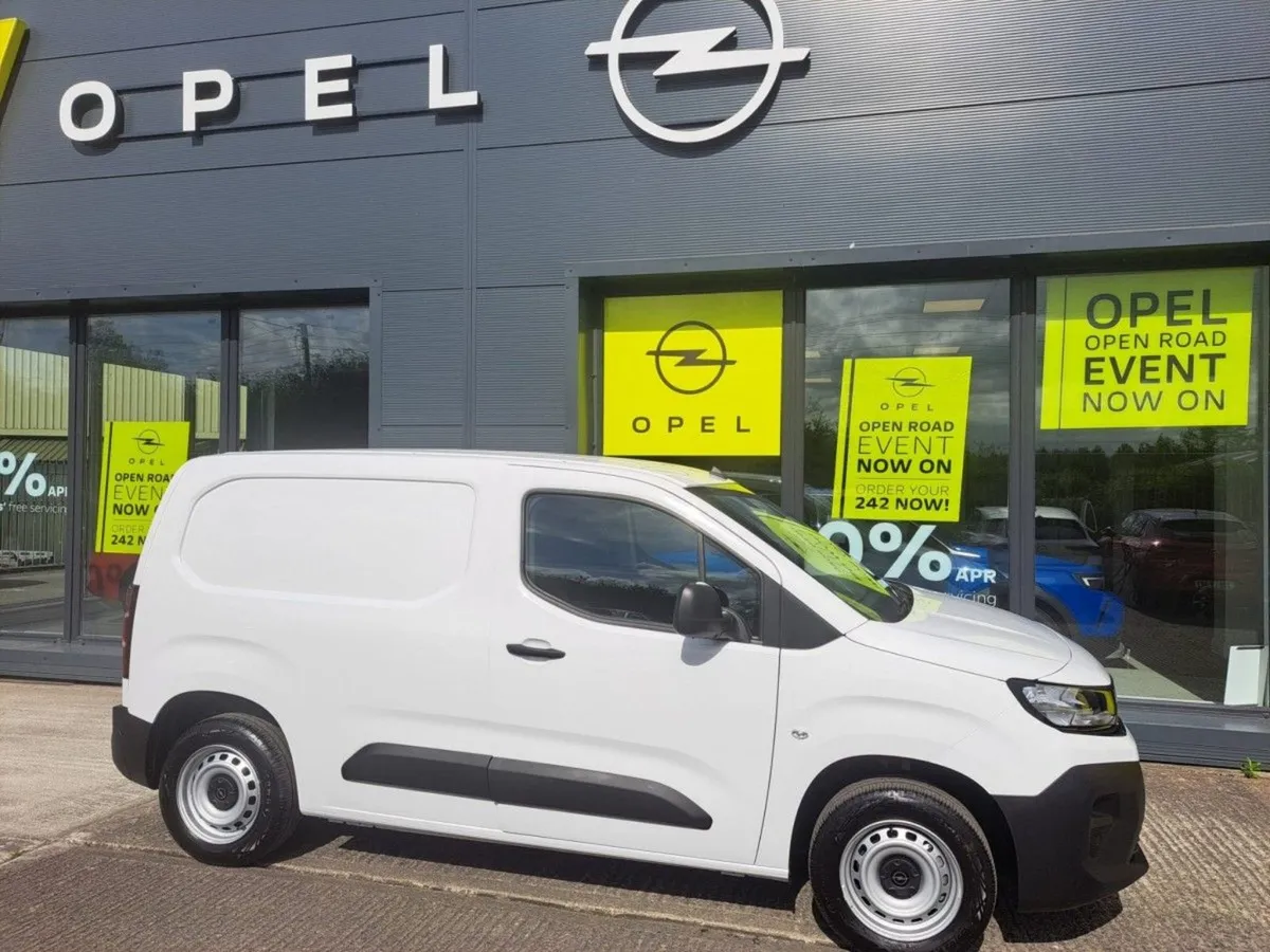 Opel Combo New Model 242 REG Demo - Image 3