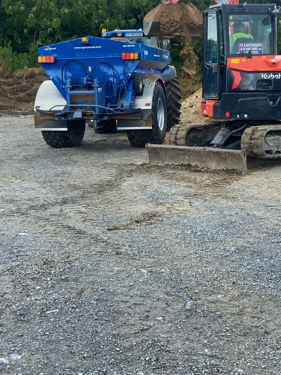 Lime Spreading/Sand spreading - Image 2