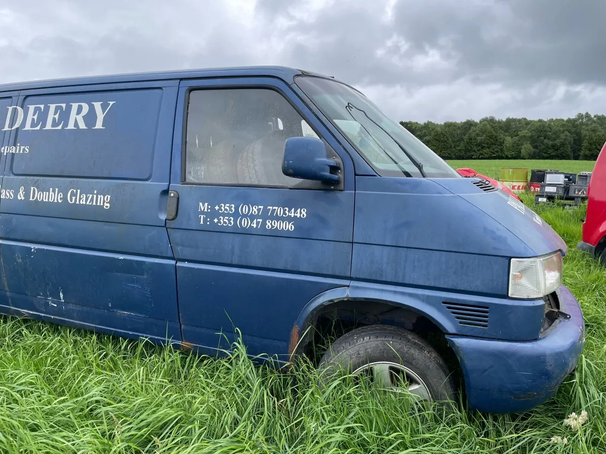 Volkswagen t4 breaking - Image 3