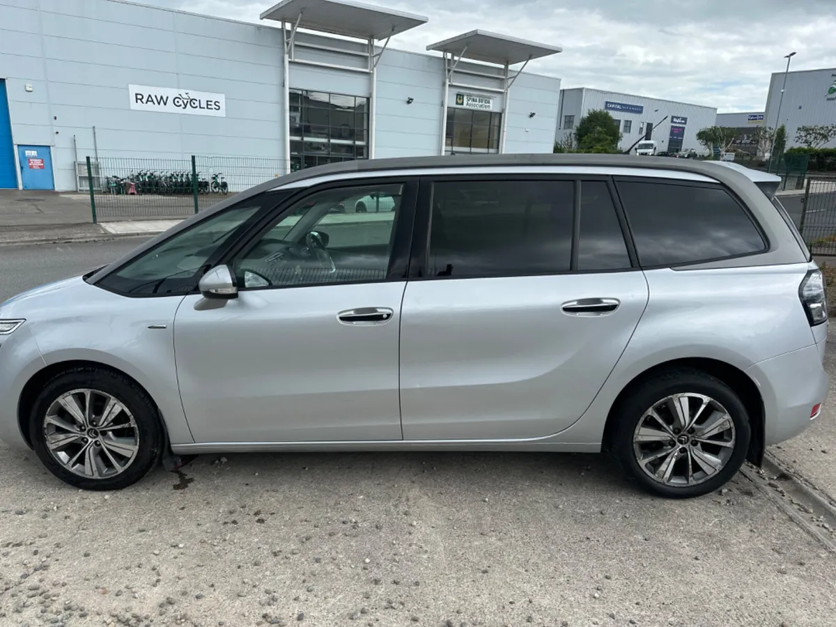 2015 Citroen C4 grand Picasso 7 seater - Image 2