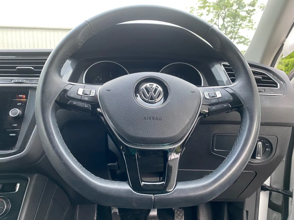🟢 2019 Tiguan BREAKING FOR PARTS - Image 4