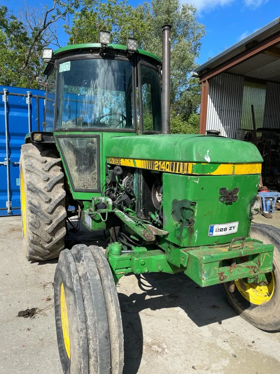 John Deere 2140 turbo with power loader - Image 2