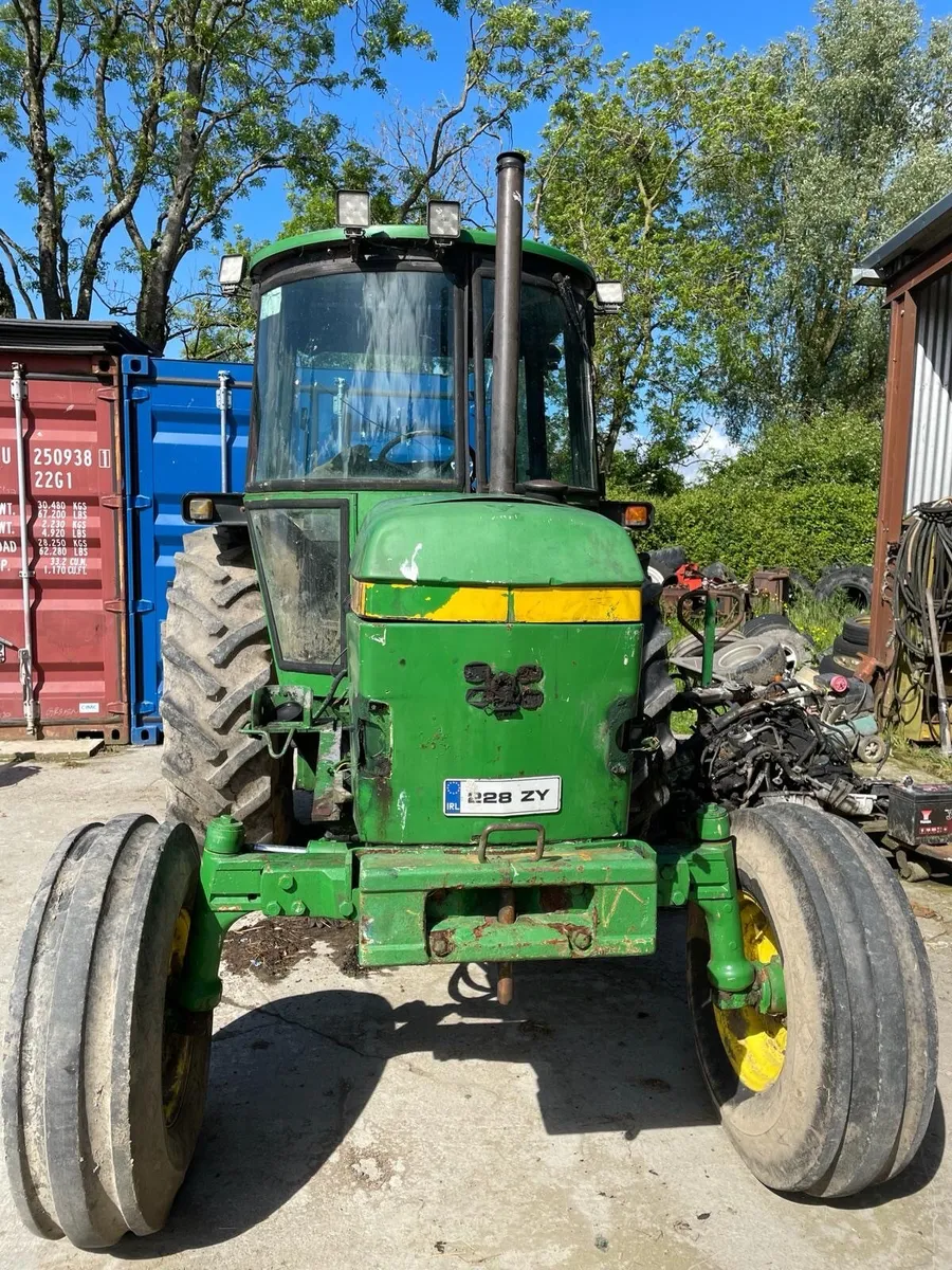 John Deere 2140 turbo with power loader - Image 3