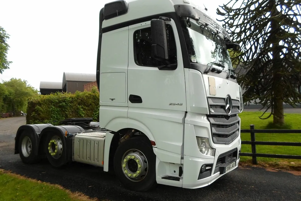 Mercedes actros 2016 - Image 1